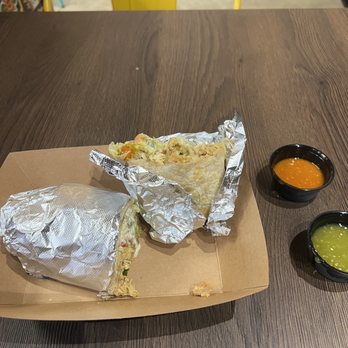 Tacos Madres - Burrito with pollo and additional jalapeño - Tacos Near Me - Baldwin Park, California Tacos Madres - Burrito with pollo and additional jalapeño - Tacos Near Me - Baldwin Park, California