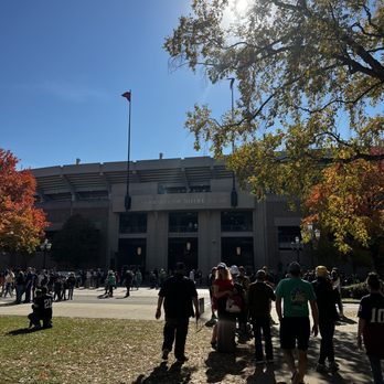Notre Dame Stadium - Stadiums & Arenas Near Me - Notre Dame, Indiana Notre Dame Stadium - Stadiums & Arenas Near Me - Notre Dame, Indiana