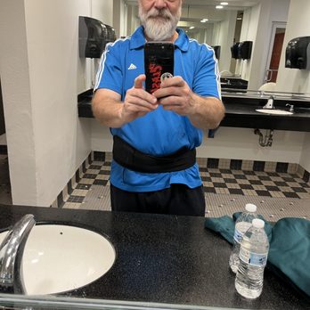 LA Fitness - Me taking a selfie in the gym to send to my family and friends to show them how much weight I lost. - Gyms Near Me - Langhorne, Pennsylvania