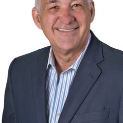 Tony Hernandez III, ESQ - Tony Hernández III, Esq.