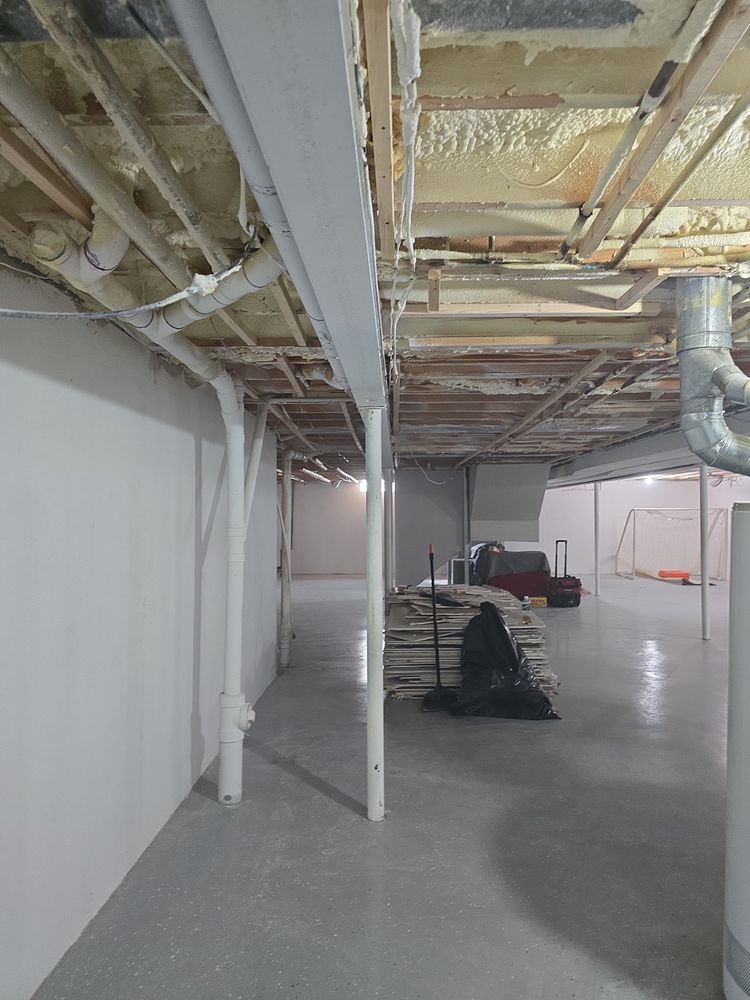 Slide of Estrada Construction