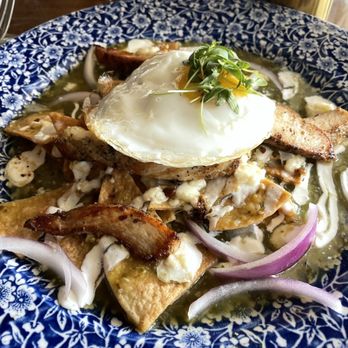 Little Hen - Chilequiles with chicken - Breakfast & Brunch Near Me - Weston, Florida Little Hen - Chilequiles with chicken - Breakfast & Brunch Near Me - Weston, Florida
