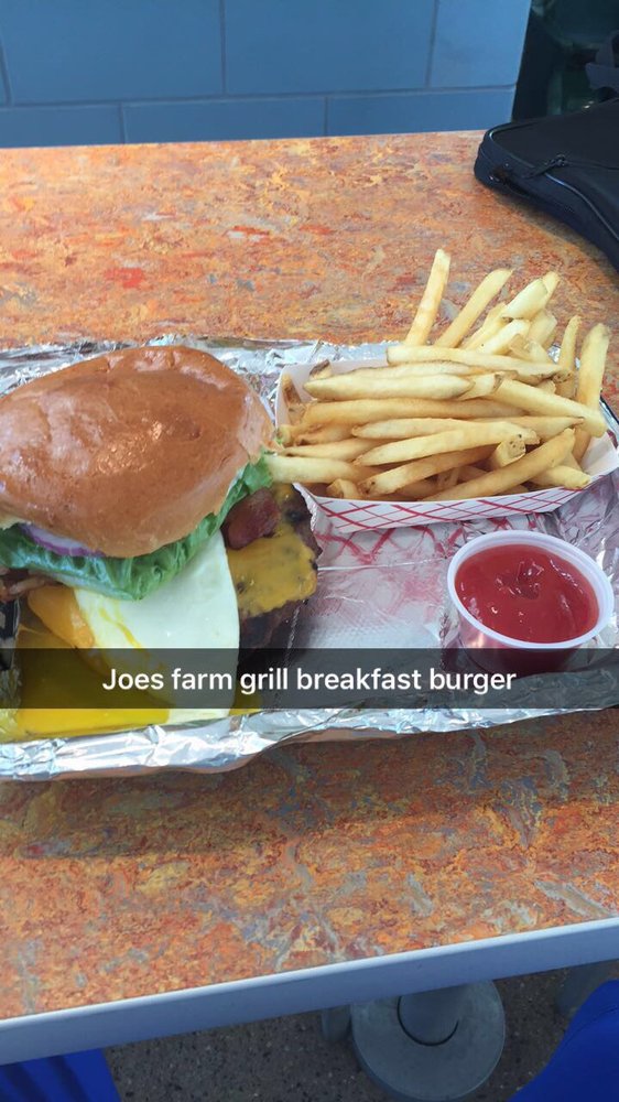 First time dine in myself at joes farm grill and joes breakfast burger