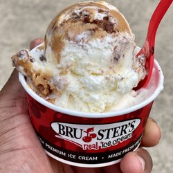 Bruster's Real Ice Cream - Peanut butter puddles deliciousness