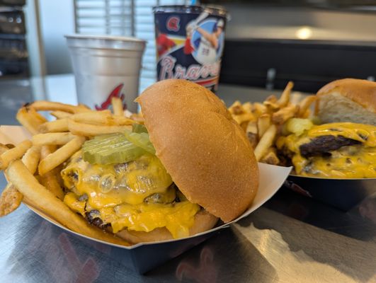 H&F Burger by null