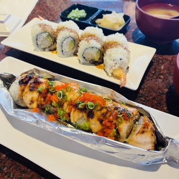 Gin Sushi - Baked Salmon Roll & Crunch Roll - Sushi Bars Near Me - Temecula, California Gin Sushi - Baked Salmon Roll & Crunch Roll - Sushi Bars Near Me - Temecula, California