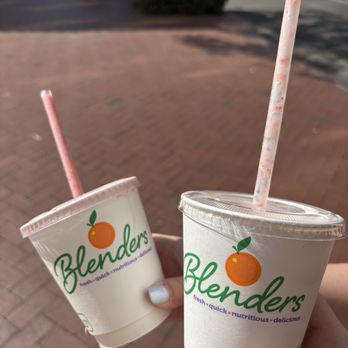 Blenders In The Grass - Juice Bars & Smoothies Near Me - Santa Barbara, California