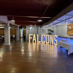 Talon Room