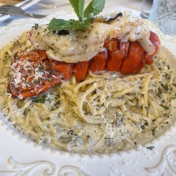 GIWA - Lobster pasta - Breakfast & Brunch Near Me - Santa Clara, California GIWA - Lobster pasta - Breakfast & Brunch Near Me - Santa Clara, California