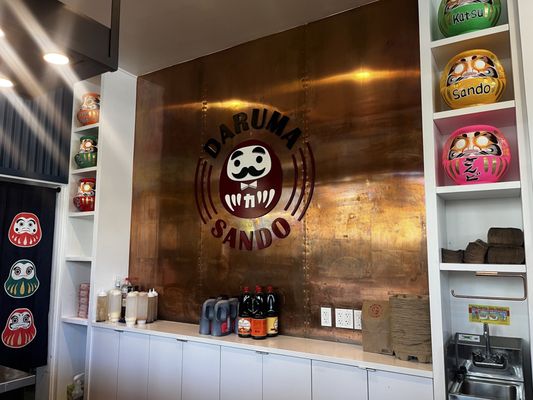 Daruma Sando by null