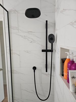 Barajas Plumbing Logo