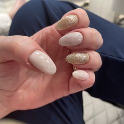 Lee Spa - These are my natural nails so I'm Extremely picky and they did a Beautiful job