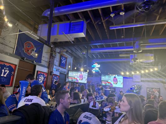 Tavern on the Tracks by null