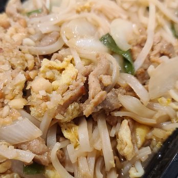 Hong Kong Express - Pad Thai - Chinese Near Me - Forney, Texas