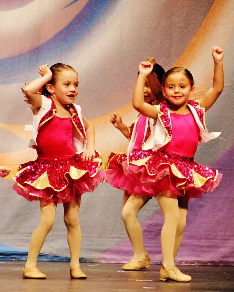 Marla's School of Dance Logo