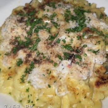 BluWater Bistro - Dungeness Crab Mac & Cheese - American Near Me - Seattle, Washington BluWater Bistro - Dungeness Crab Mac & Cheese - American Near Me - Seattle, Washington