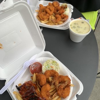 Catch 21 - Shrimp and Pork Ribs Combo - Seafood Near Me - Los Angeles, California