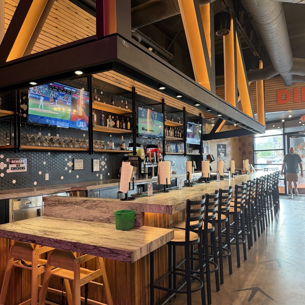 Big Chicken - Bar area - Chicken Shop Near Me - Las Vegas, Nevada