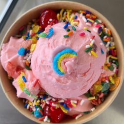 Gelina's Ice Cream - Watermelon sherbet quart with goodness inside