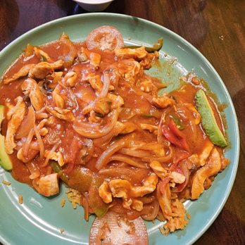 Las Tres Marias - Arrow con Pollo - Mexican Near Me - Monroe, Washington