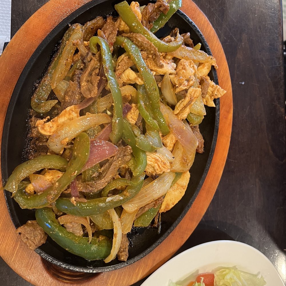 Puerto Vallarta - Chicken and steak fajitas - Mexican Near Me - Homestead, Florida Puerto Vallarta - Chicken and steak fajitas - Mexican Near Me - Homestead, Florida