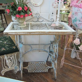 Past And Present Antiques - Antiques Near Me - Oakdale, California Past And Present Antiques - Antiques Near Me - Oakdale, California