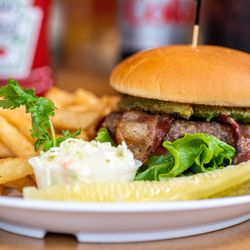 Stella's Diner - Bacon Avocado Cheeseburger
