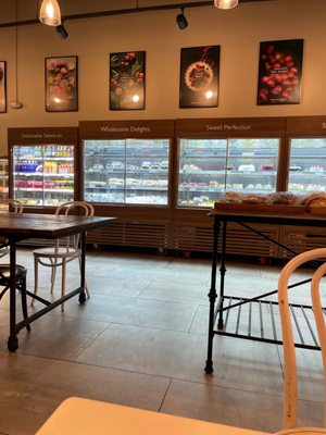 Paris Baguette by null