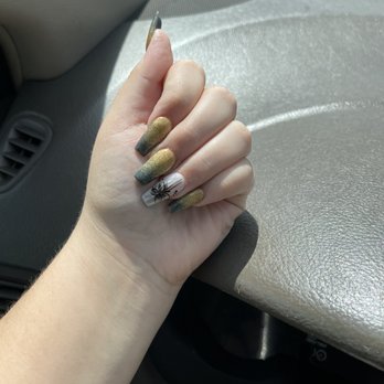 MT Nails - Nail Salons Near Me - Clermont, Florida
