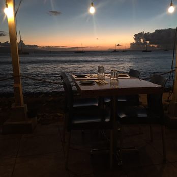 Honu Oceanside - When all the stars are aligned...there's nothing that can make you negative!! - Seafood Near Me - Lahaina, Hawaii Honu Oceanside - When all the stars are aligned...there's nothing that can make you negative!! - Seafood Near Me - Lahaina, Hawaii