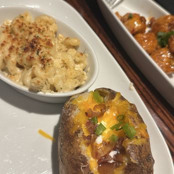 LongHorn Steakhouse - Loaded Baked Potato and Steakhouse Mac & Cheese - Steakhouses Near Me - Orlando, Florida LongHorn Steakhouse - Loaded Baked Potato and Steakhouse Mac & Cheese - Steakhouses Near Me - Orlando, Florida