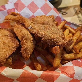 Rocking Crab - Catfish platter - Bars Near Me - St Petersburg, Florida Rocking Crab - Catfish platter - Bars Near Me - St Petersburg, Florida