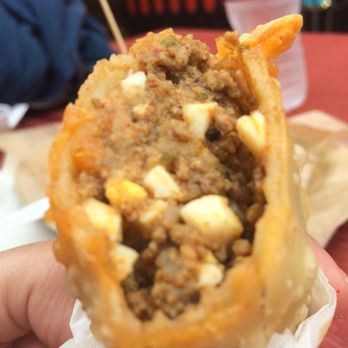 Alecocina - Beef empanada. The filling is juicy to the perfection. It's deliciously made. - Food Trucks Near Me - Hillsboro , Oregon