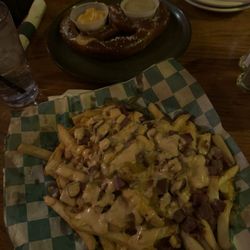 ONeills Pub and Restaurant - Irish fries and a pretzel