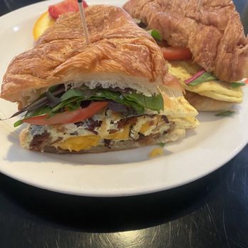 Sweet E's Cafe - Bacon Breakfast Sandwich - Cafes Near Me - Honolulu, Hawaii Sweet E's Cafe - Bacon Breakfast Sandwich - Cafes Near Me - Honolulu, Hawaii