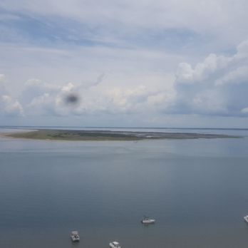 Cape Lookout Lighthouse - Shackleford Banks - Landmarks & Historical Buildings Near Me - Harkers Island, North Carolina Cape Lookout Lighthouse - Shackleford Banks - Landmarks & Historical Buildings Near Me - Harkers Island, North Carolina