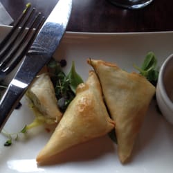 Ginthai Restaurant - Samosa (3)