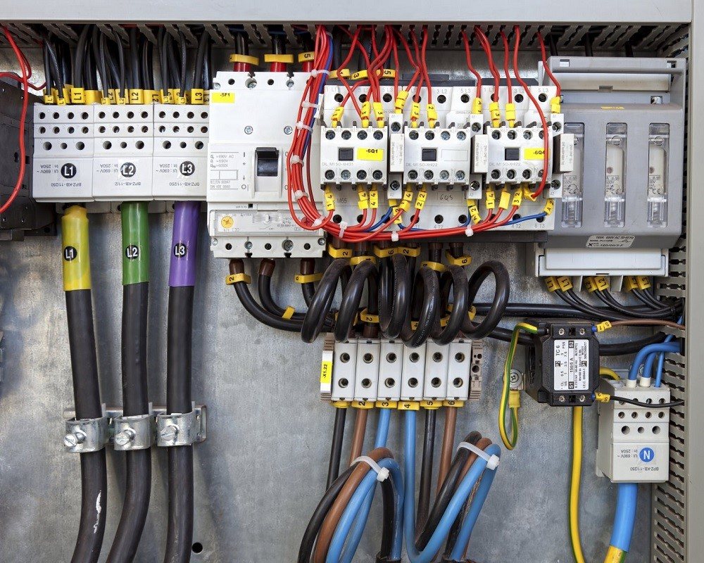 Slide of 5 Star Electricians Silver Lake