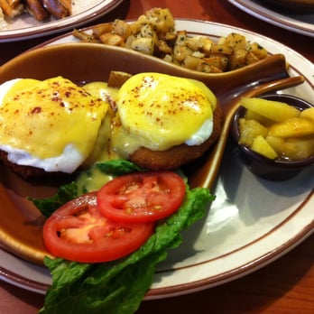 Le Peep - Crabby Benedicts - Breakfast & Brunch Near Me - Littleton, Colorado
