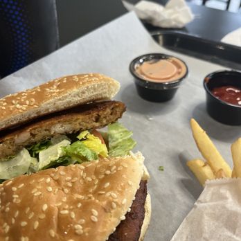 Hit List - Burgers Near Me - Garden City, Idaho