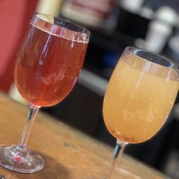 Ruby Sunshine Charleston Downtown - Apple pie and lavender mimosas - Breakfast & Brunch Near Me - Charleston, South Carolina Ruby Sunshine Charleston Downtown - Apple pie and lavender mimosas - Breakfast & Brunch Near Me - Charleston, South Carolina
