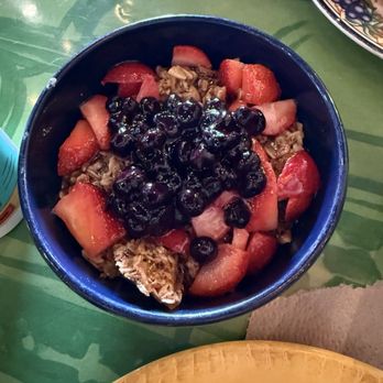 Sunrise Memphis - Yogi Bowl - Breakfast & Brunch Near Me - Memphis, Tennessee