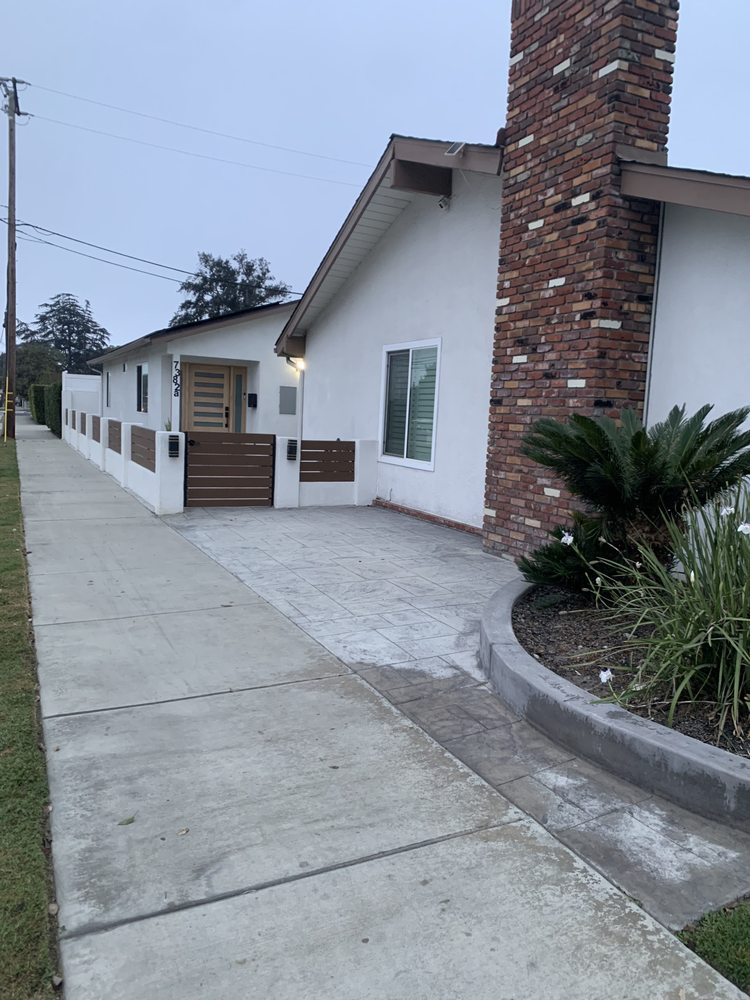 Slide of Blue Maple Construction