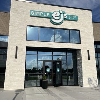 Simple EJ's Kitchen & Tap - Store front - New American Near Me - St. Charles, Illinois
