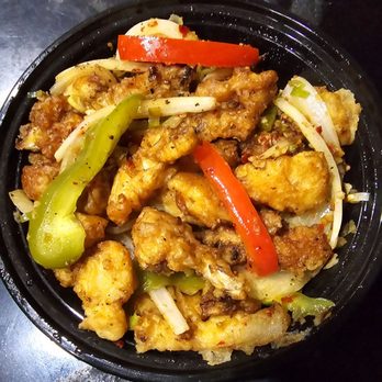 Teng's Restaurant - Salt and Pepper Fried Cauliflower. Tender fried cauliflower with stir fried bell peppers and onion. Really delicious vegetable dish. - Chinese Near Me - Levittown, New York