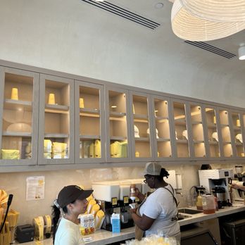 La La Land - Interior and staff - Coffee & Tea Near Me - Houston, Texas La La Land - Interior and staff - Coffee & Tea Near Me - Houston, Texas