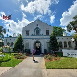 Bettye D Smith Cultural Arts Center - Sanford historical garden art tour today
