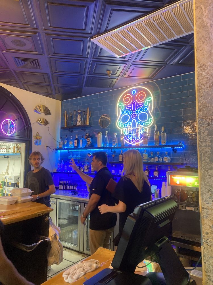 Mis Padres Mexican Grill & Cantina
