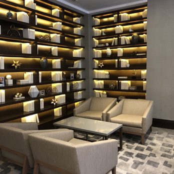 Hyatt Regency Cincinnati - Cozy corner - Hotels Near Me - Cincinnati, Ohio