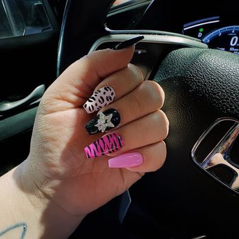 Bugs Beauty - Nail Technicians Near Me - Palm Desert, California